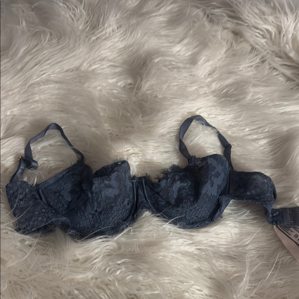 Victoria's Secret Blue Lace Underwire Bra